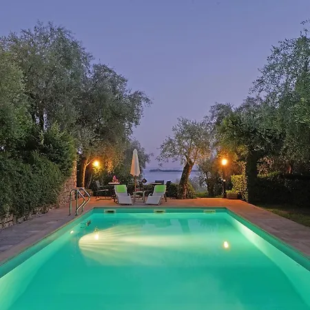 Loredana Villa