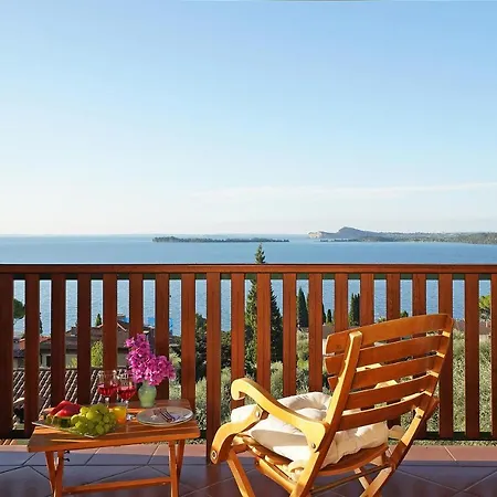 Villa Loredana Gardone Riviera