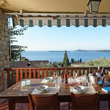 Loredana Gardone Riviera